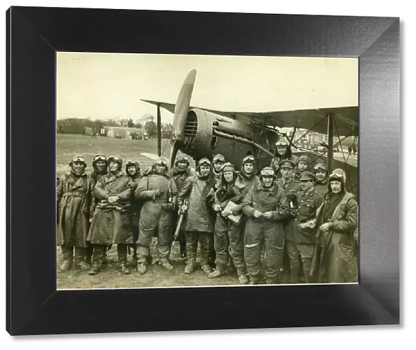 Aircrew of No. 22 Squadron RFC with Bristol F2B Fighter