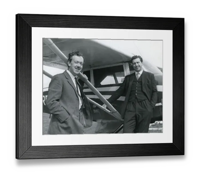Framed Print : John Britten and Nigel Desmond Norman in Bembridge Framed Print : John Britten and Nigel Desmond Norman in Bembridge