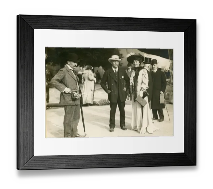 Framed Print : Major Baden-Powell and James Gordon Bennett Jr Framed Print : Major Baden-Powell and James Gordon Bennett Jr