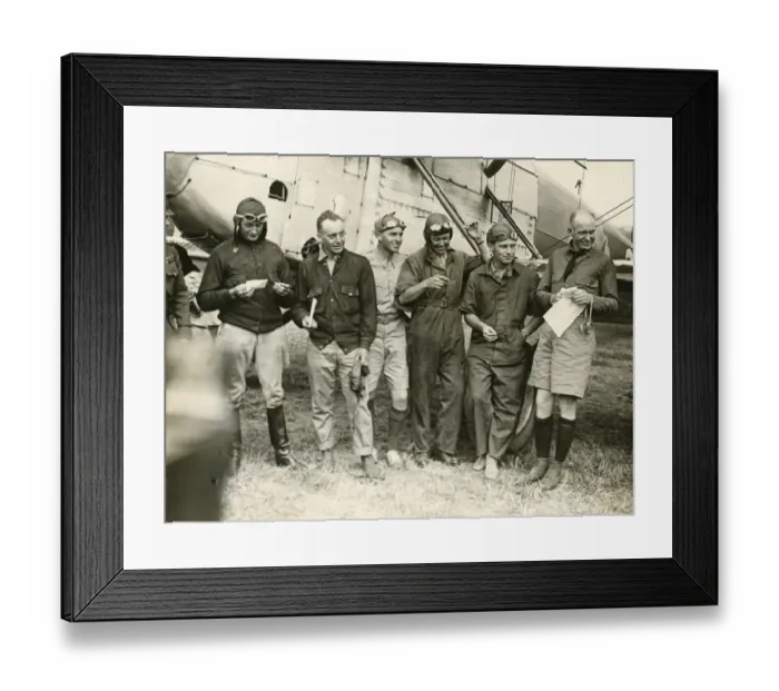 Framed Print : The arrival of the aircraft of the American World Fligh? Framed Print : The arrival of the aircraft of the American World Fligh?
