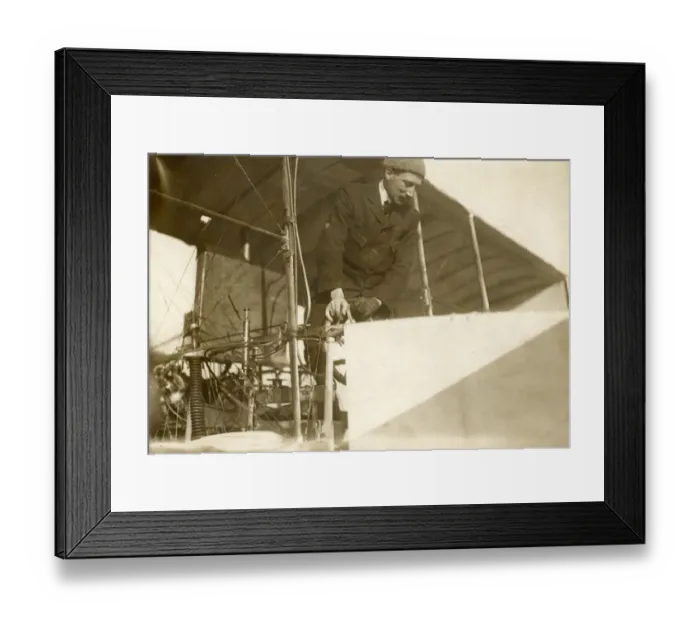 Framed Print : Lon Delagrange (1872-1910) in his Voisin-Delagrange III