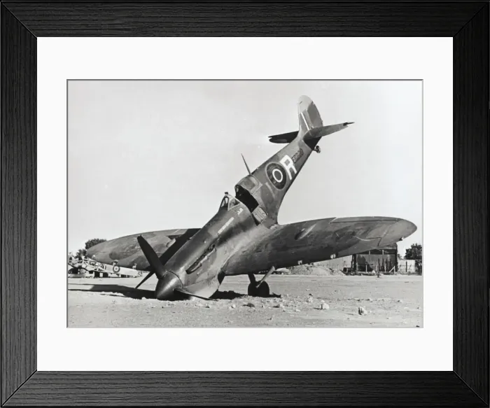 Framed Print : Supermarine Spitfire 5 / V Framed Print : Supermarine Spitfire 5 / V