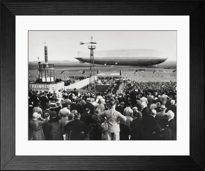 Framed Print : Zeppelin LZ-127 GRAF Zeppelin Framed Print : Zeppelin LZ-127 GRAF Zeppelin