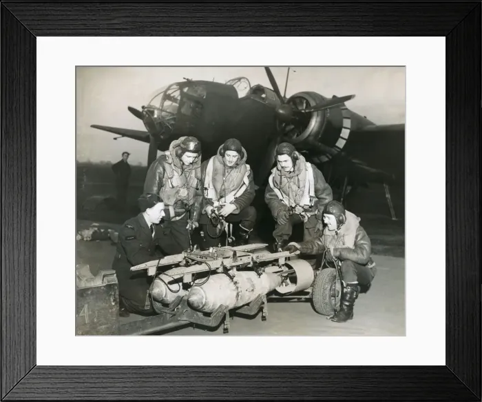 Framed Print : Handley Page Hampden Framed Print : Handley Page Hampden