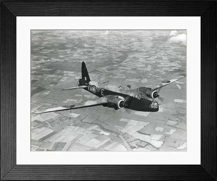 Framed Print : Vickers 417 Wellington B-3 Framed Print : Vickers 417 Wellington B-3