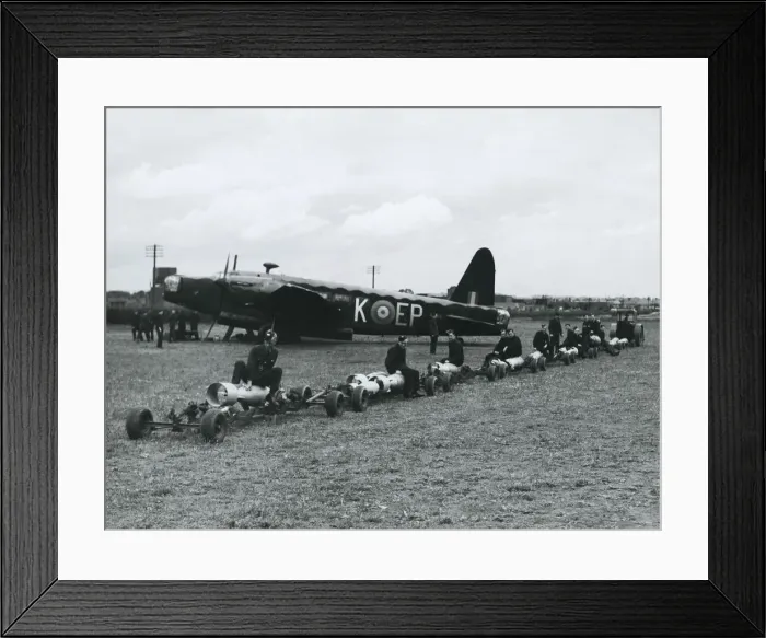 Framed Print : Vickers 406 Wellington B-2 Framed Print : Vickers 406 Wellington B-2