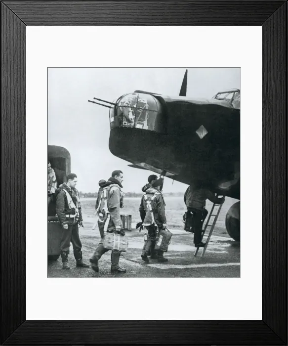 Framed Print : Vickers Wellington Framed Print : Vickers Wellington
