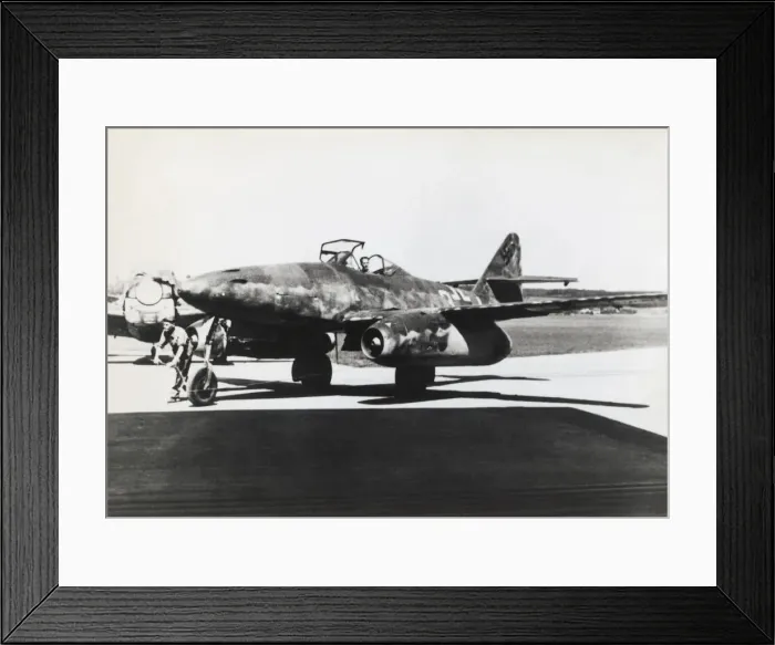 Framed Print : Messerschmitt Me-262B-1A Schwalbe Framed Print : Messerschmitt Me-262B-1A Schwalbe