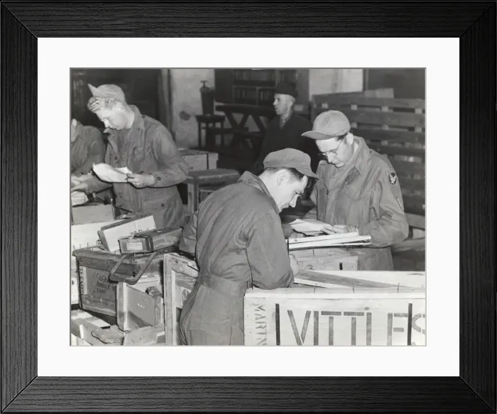 Framed Print : Airmen Packing Wooden Crates During Operation Vittles ? Framed Print : Airmen Packing Wooden Crates During Operation Vittles ?