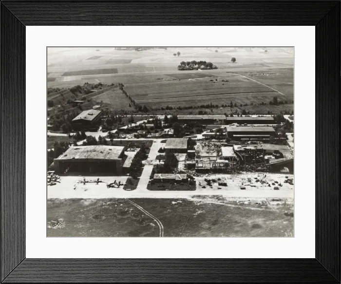 Framed Print : Messerschmitt Me-262 Schwalbe Framed Print : Messerschmitt Me-262 Schwalbe