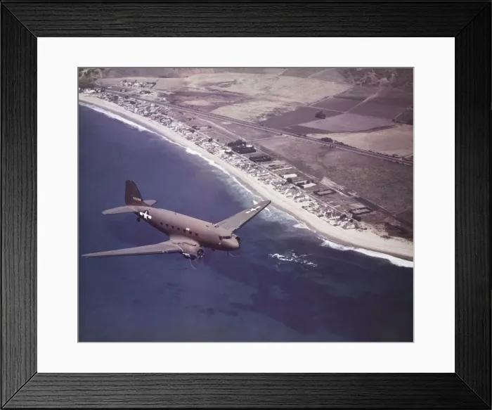 Framed Print : Douglas DC-3 / C-47 Dakota Framed Print : Douglas DC-3 / C-47 Dakota