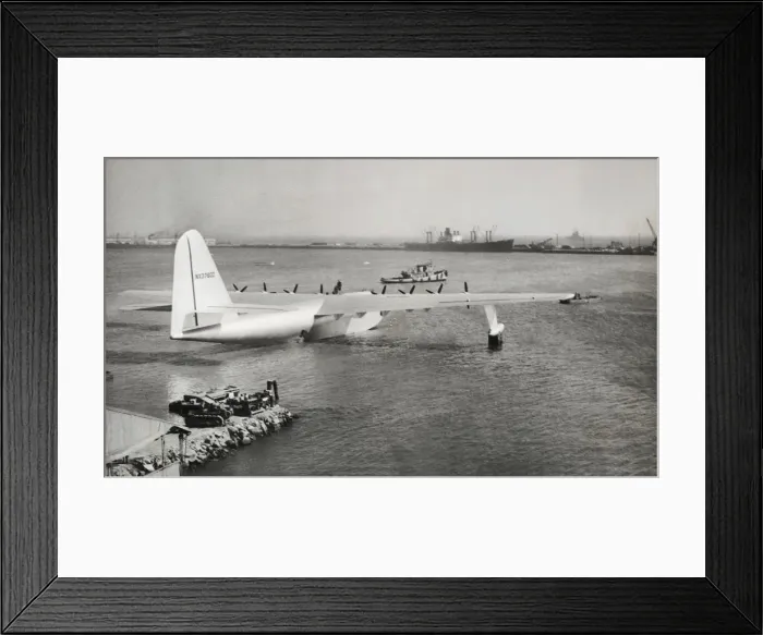 Framed Print : Hughes H-4 Hercules / Spruce Goose Framed Print : Hughes H-4 Hercules / Spruce Goose