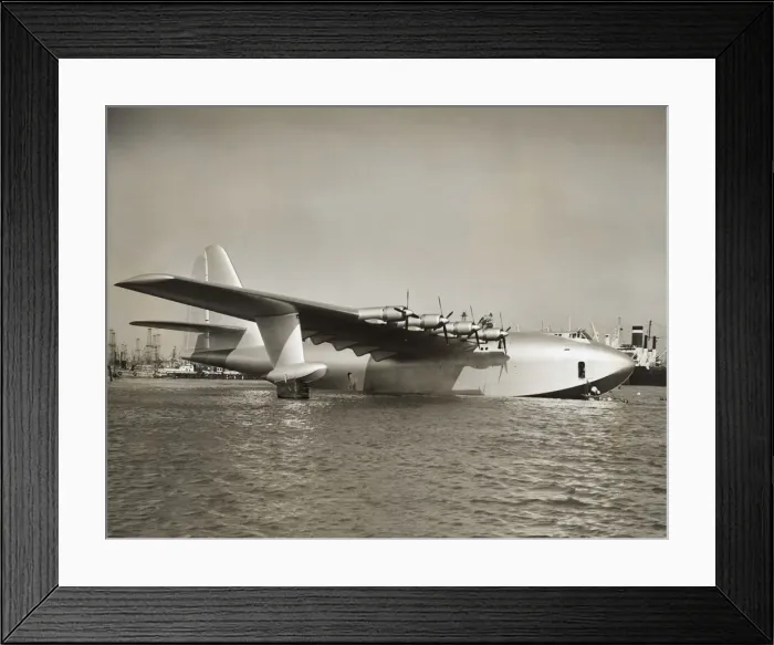 Framed Print : Hughes H-4 Hercules / Spruce Goose Framed Print : Hughes H-4 Hercules / Spruce Goose