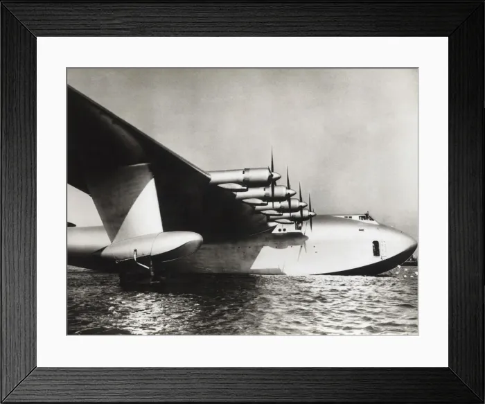 Framed Print : Hughes H-4 Hercules  /  Spruce Goose