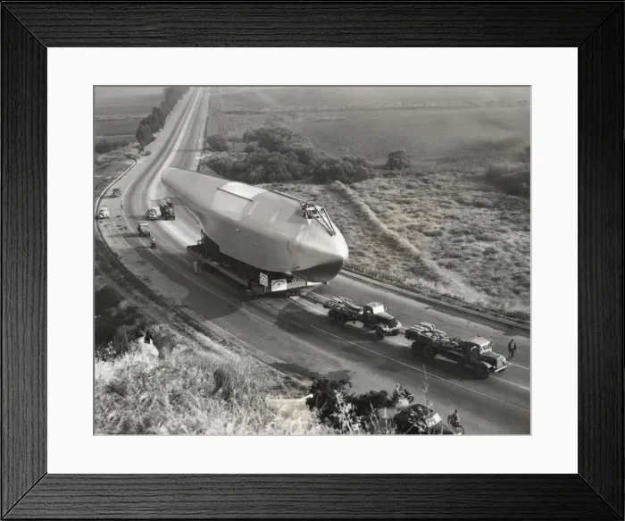 Framed Print : Hughes H-4 Hercules / Spruce Goose Framed Print : Hughes H-4 Hercules / Spruce Goose