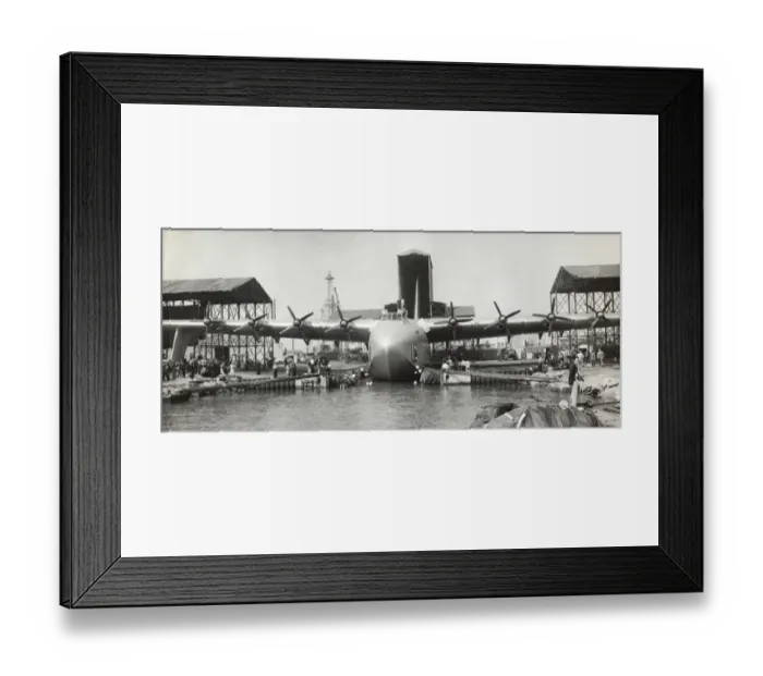 Framed Print : Hughes H-4 Hercules / Spruce Goose Framed Print : Hughes H-4 Hercules / Spruce Goose