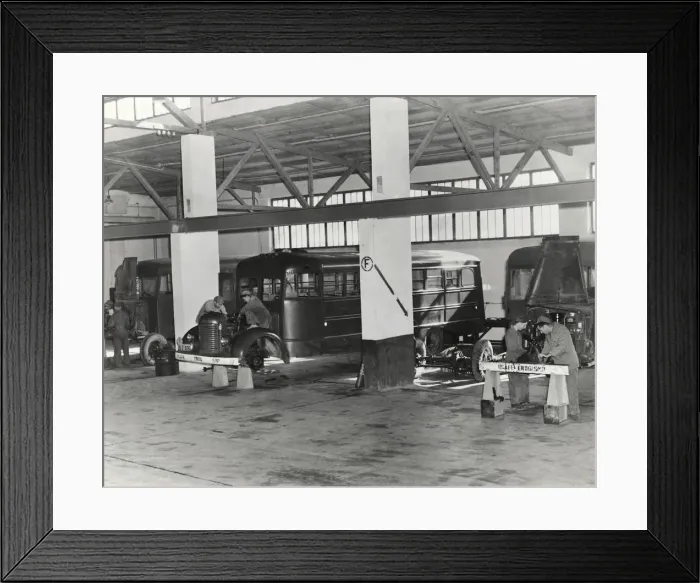 Framed Print : Airmen Maintaining Buses at the Headquarters of the USAF? Framed Print : Airmen Maintaining Buses at the Headquarters of the USAF?