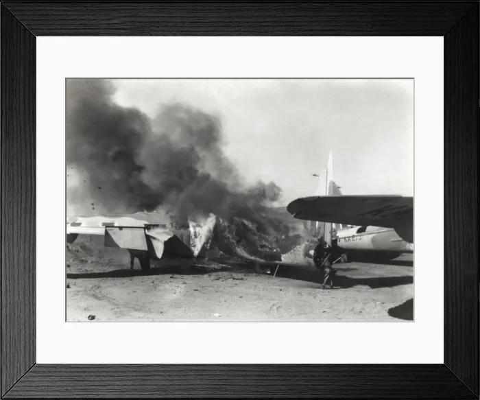 Framed Print : de Havilland DH-98 Mosquito Framed Print : de Havilland DH-98 Mosquito
