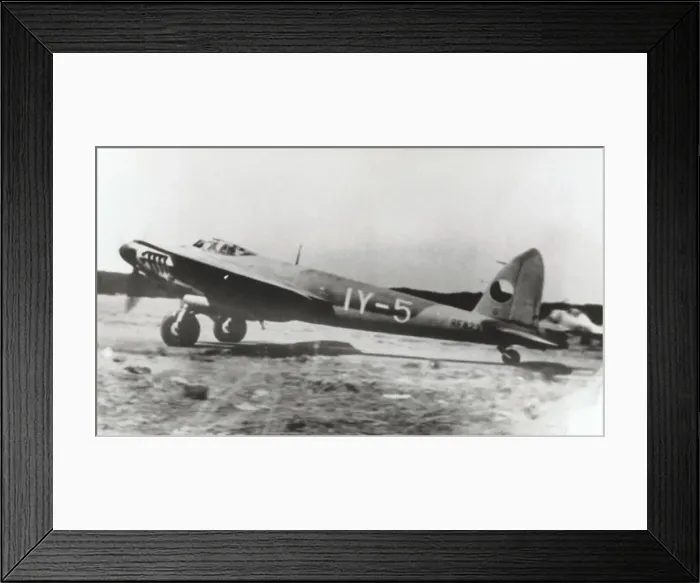 Framed Print : de Havilland DH-98 Mosquito FB-6 Framed Print : de Havilland DH-98 Mosquito FB-6