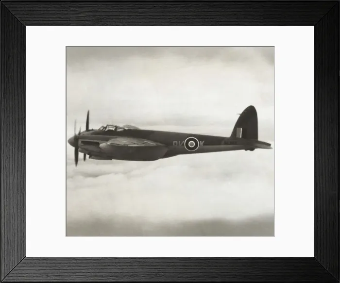 Framed Print : de Havilland DH-98 Mosquito B-16 Framed Print : de Havilland DH-98 Mosquito B-16