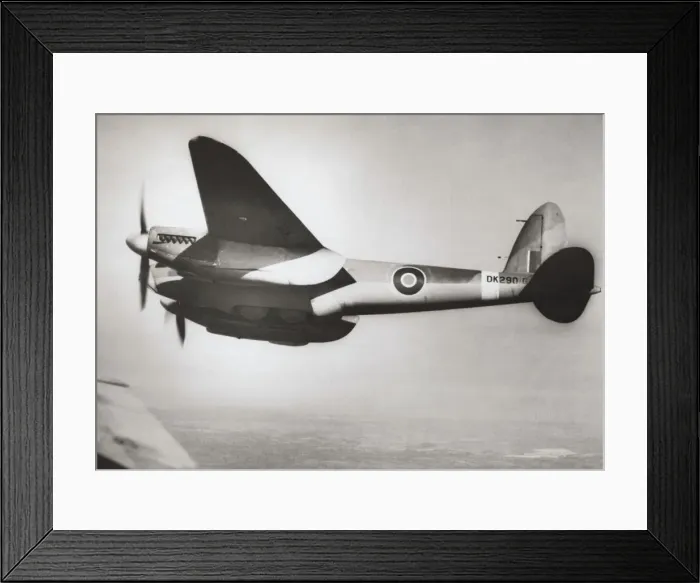 Framed Print : de Havilland DH-98 Mosquito B-4 Framed Print : de Havilland DH-98 Mosquito B-4