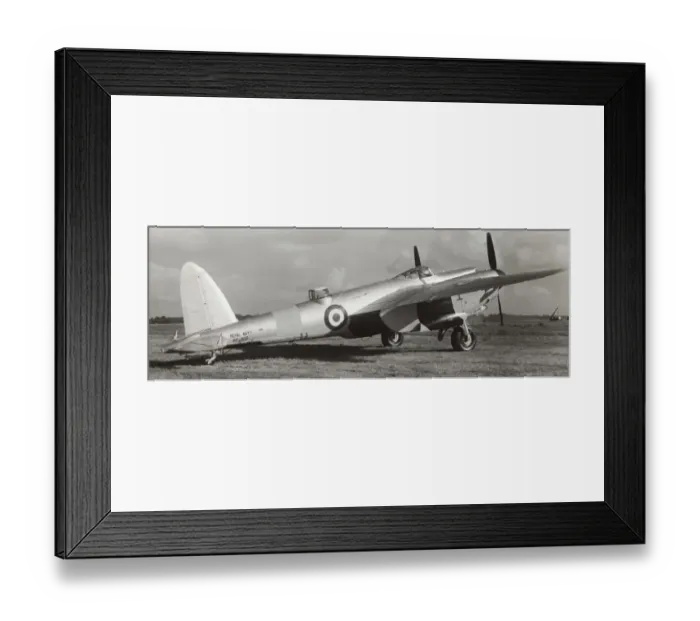 Framed Print : de Havilland DH-98 Mosquito Framed Print : de Havilland DH-98 Mosquito