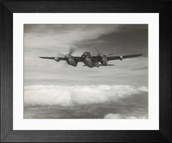Framed Print : de Havilland DH-98 Mosquito B-16 Framed Print : de Havilland DH-98 Mosquito B-16