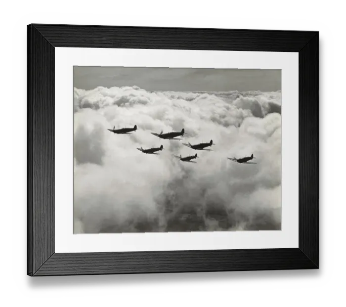 Framed Print : Supermarine Spitfire Framed Print : Supermarine Spitfire