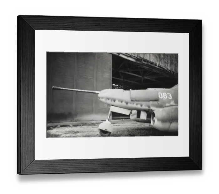 Framed Print : Messerschmitt Me-262 Schwalbe Framed Print : Messerschmitt Me-262 Schwalbe