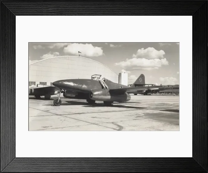 Framed Print : Messerschmitt Me-262 Schwalbe Framed Print : Messerschmitt Me-262 Schwalbe