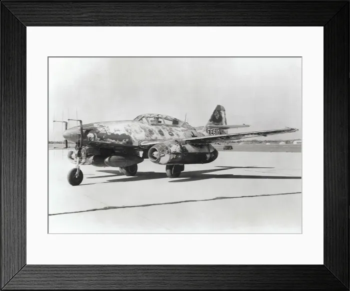 Framed Print : Messerschmitt Me-262B-1A Schwalbe Framed Print : Messerschmitt Me-262B-1A Schwalbe