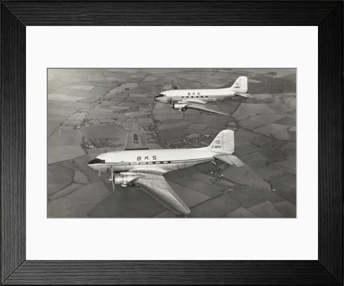 Framed Print : Douglas DC-3 Framed Print : Douglas DC-3