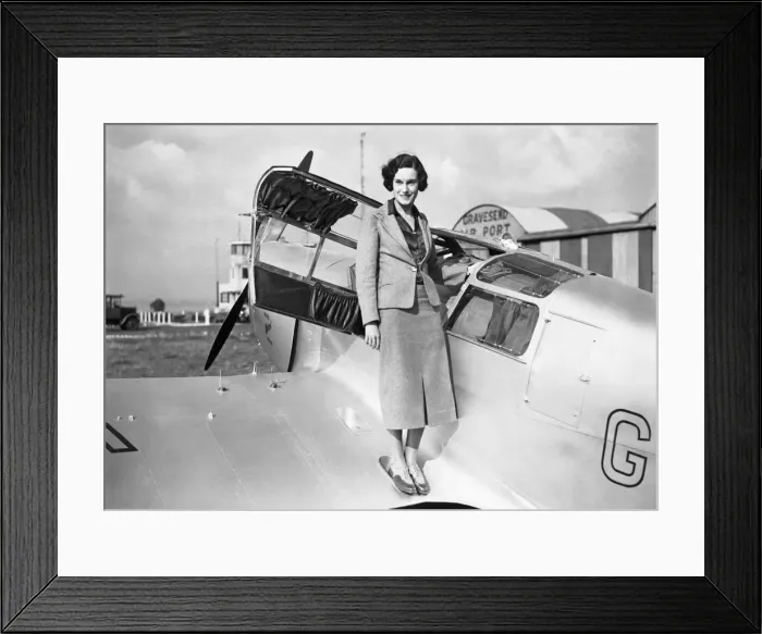 Framed Print : Percival Gull Six Framed Print : Percival Gull Six