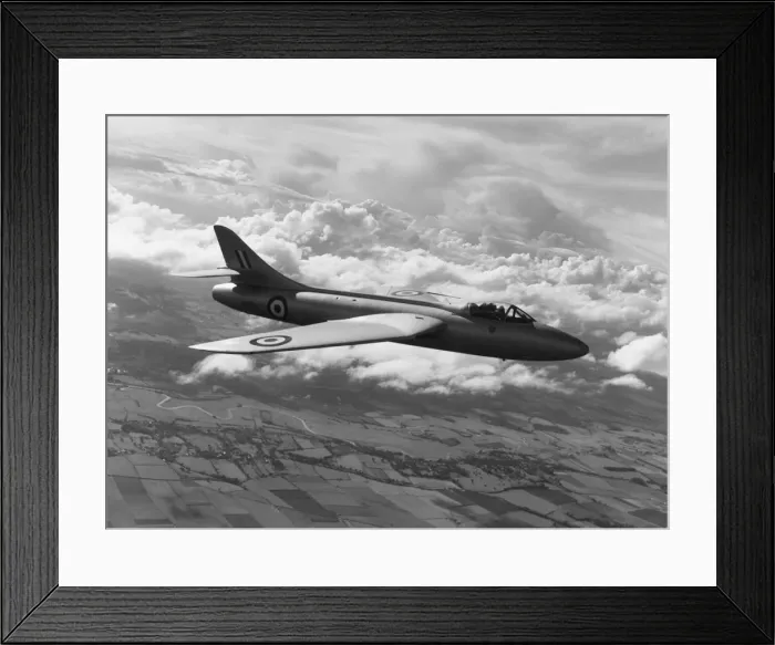 Framed Print : Hawker Hunter P. 1067 Framed Print : Hawker Hunter P. 1067