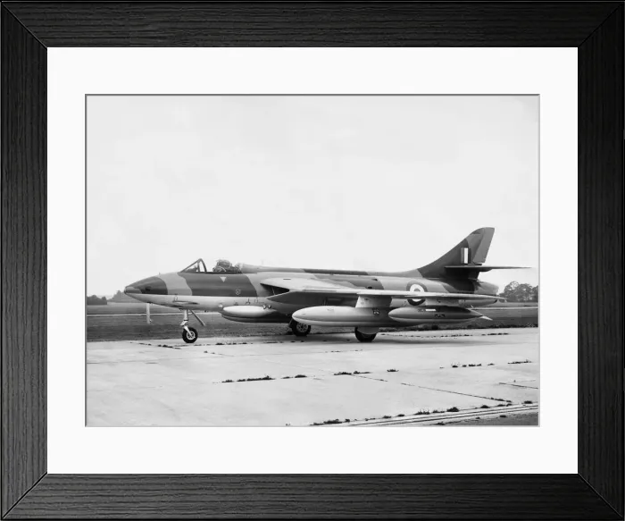 Framed Print : Hawker Hunter FR-10 Framed Print : Hawker Hunter FR-10