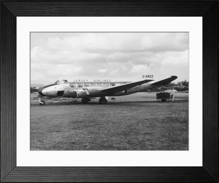 Framed Print : de Havilland DH-114 Heron 1B Framed Print : de Havilland DH-114 Heron 1B