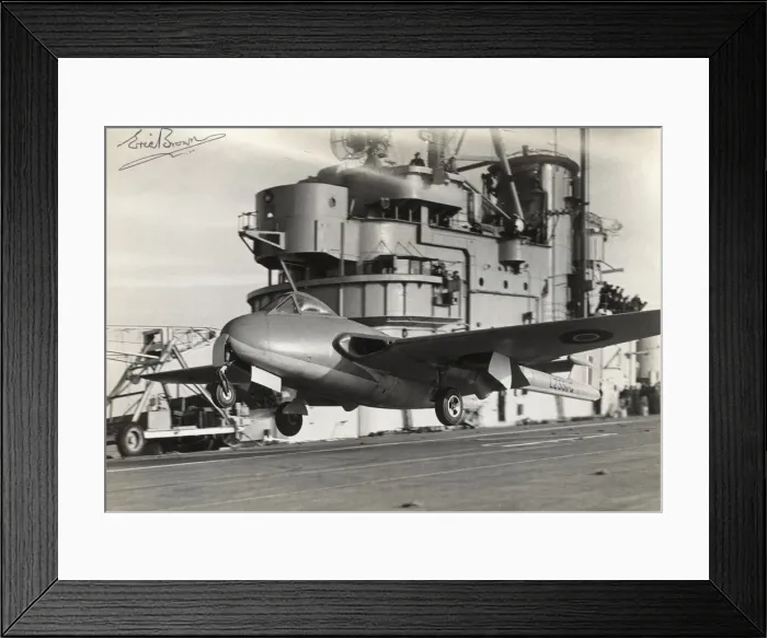 Framed Print : de Havilland DH-100 Vampire Framed Print : de Havilland DH-100 Vampire