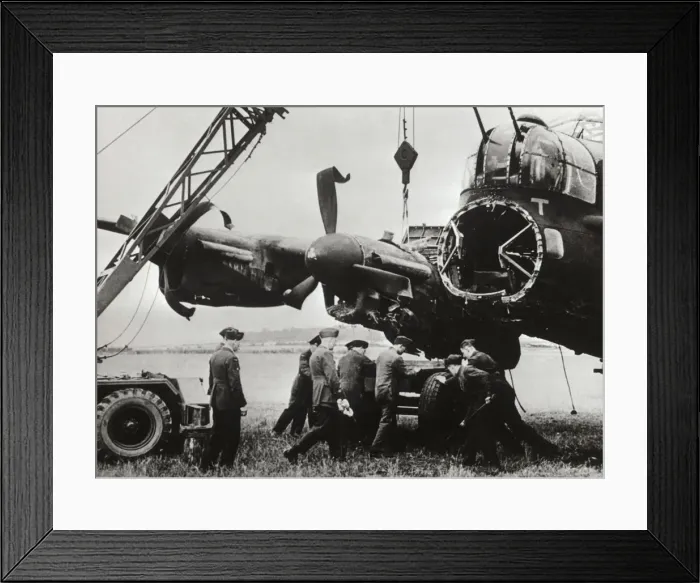 Framed Print : Avro 683 Lancaster Framed Print : Avro 683 Lancaster
