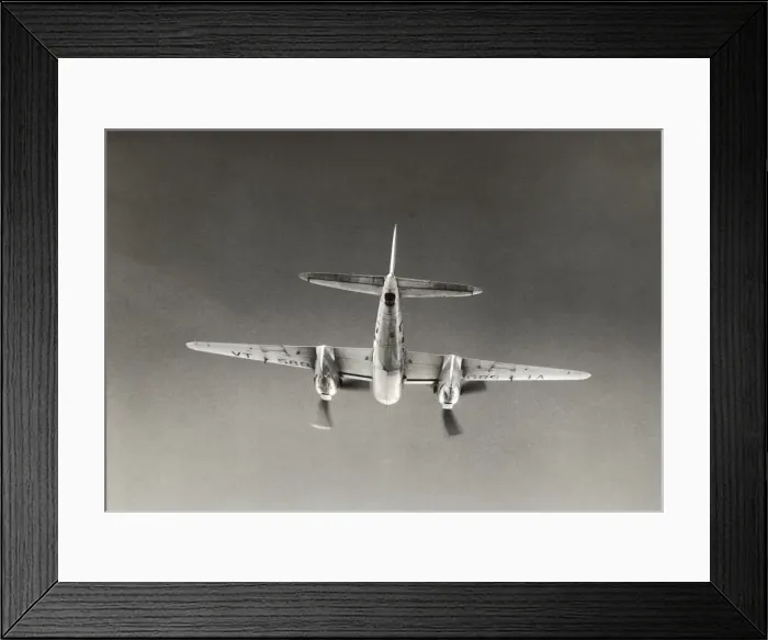 Framed Print : de Havilland DH-98 Mosquito T-3 Framed Print : de Havilland DH-98 Mosquito T-3