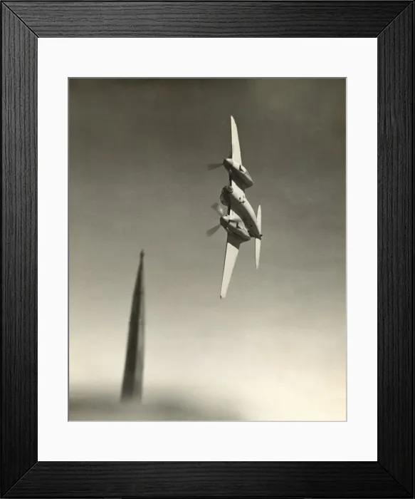 Framed Print : de Havilland DH-98 Mosquito Framed Print : de Havilland DH-98 Mosquito