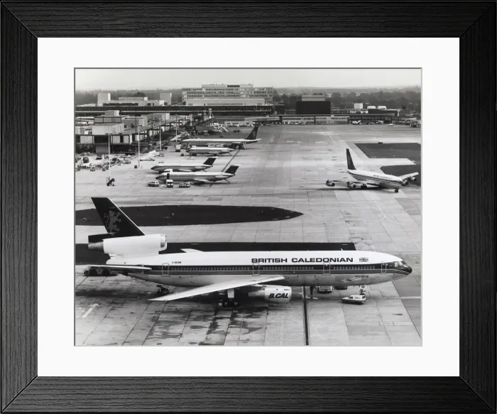 Framed Print : McDonnell Douglas DC-10-30 Framed Print : McDonnell Douglas DC-10-30
