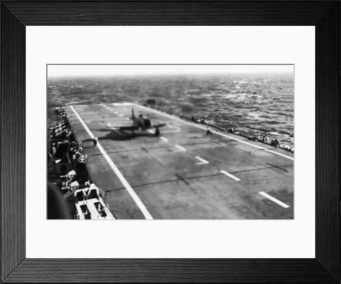 Framed Print : Aircraft Landing on Aircraft-Carrier Hms Glory (R62) Roy? Framed Print : Aircraft Landing on Aircraft-Carrier Hms Glory (R62) Roy?