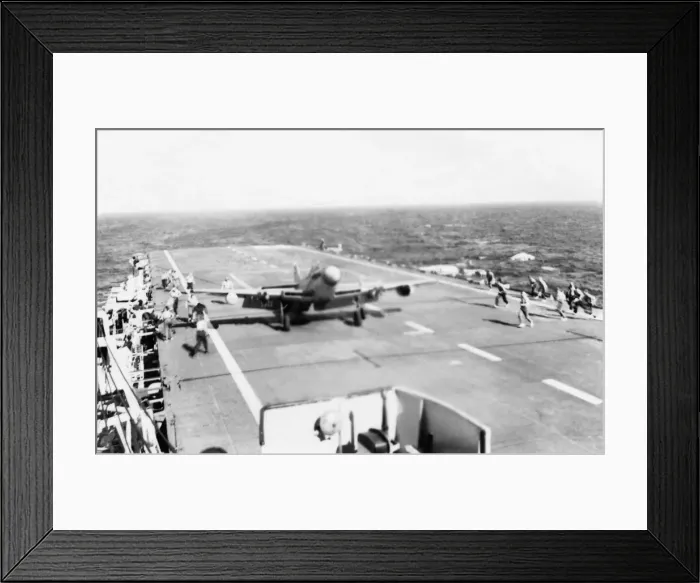Framed Print : Aircraft Landing on Aircraft-Carrier Hms Glory (R62) Roy? Framed Print : Aircraft Landing on Aircraft-Carrier Hms Glory (R62) Roy?
