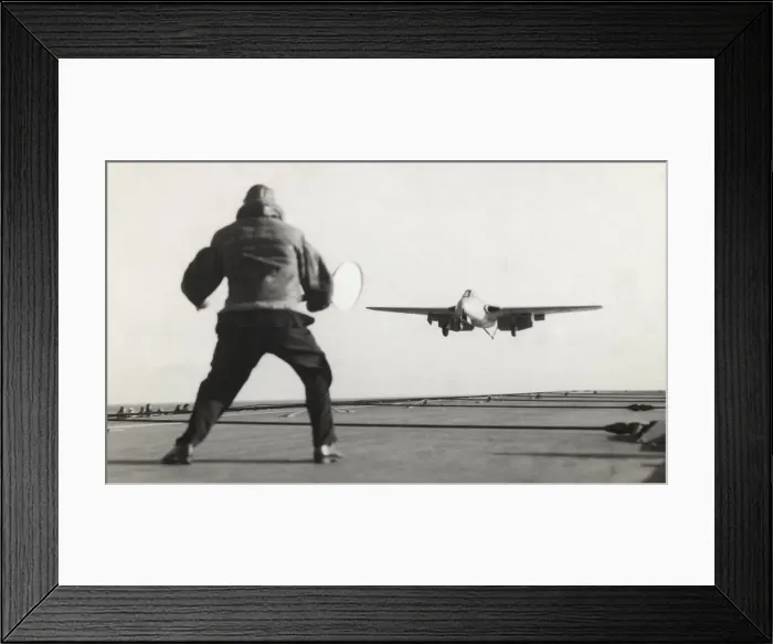 Framed Print : de Havilland DH-100 Vampire Framed Print : de Havilland DH-100 Vampire