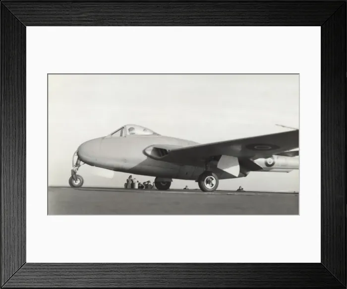 Framed Print : de Havilland DH-100 Vampire Framed Print : de Havilland DH-100 Vampire