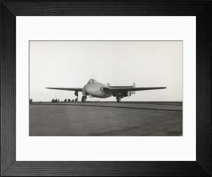 Framed Print : de Havilland DH-100 Vampire Framed Print : de Havilland DH-100 Vampire
