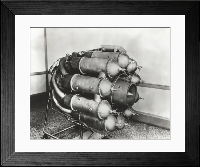 Framed Print : Power Jet W-1 Engine on a Jig Framed Print : Power Jet W-1 Engine on a Jig