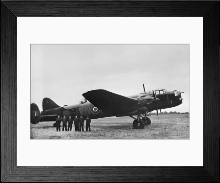 Framed Print : Avro 679 Manchester 1 / I Framed Print : Avro 679 Manchester 1 / I