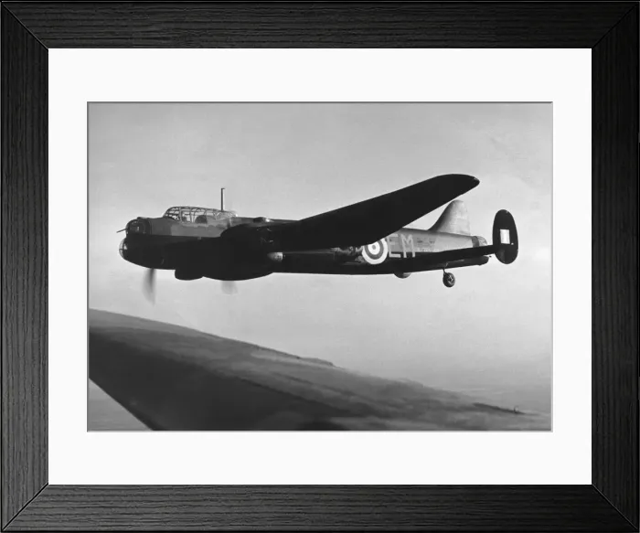 Framed Print : Avro 679 Manchester 1 / I Framed Print : Avro 679 Manchester 1 / I