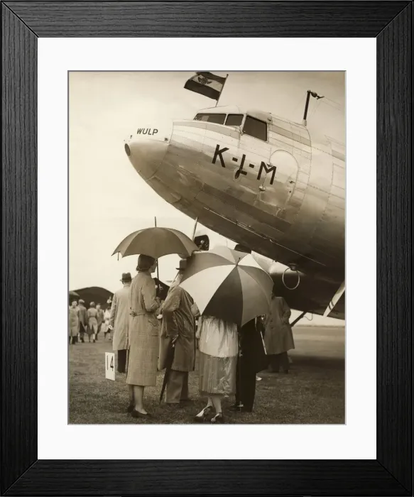 Framed Print : Douglas DC-3 Framed Print : Douglas DC-3